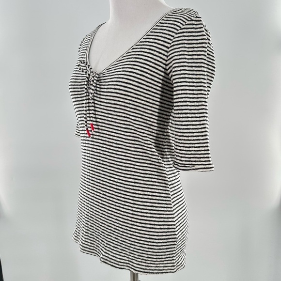 lucky brand womens top size XS black white stripes 3/4 sleeves v-neck - Picture 7 of 12